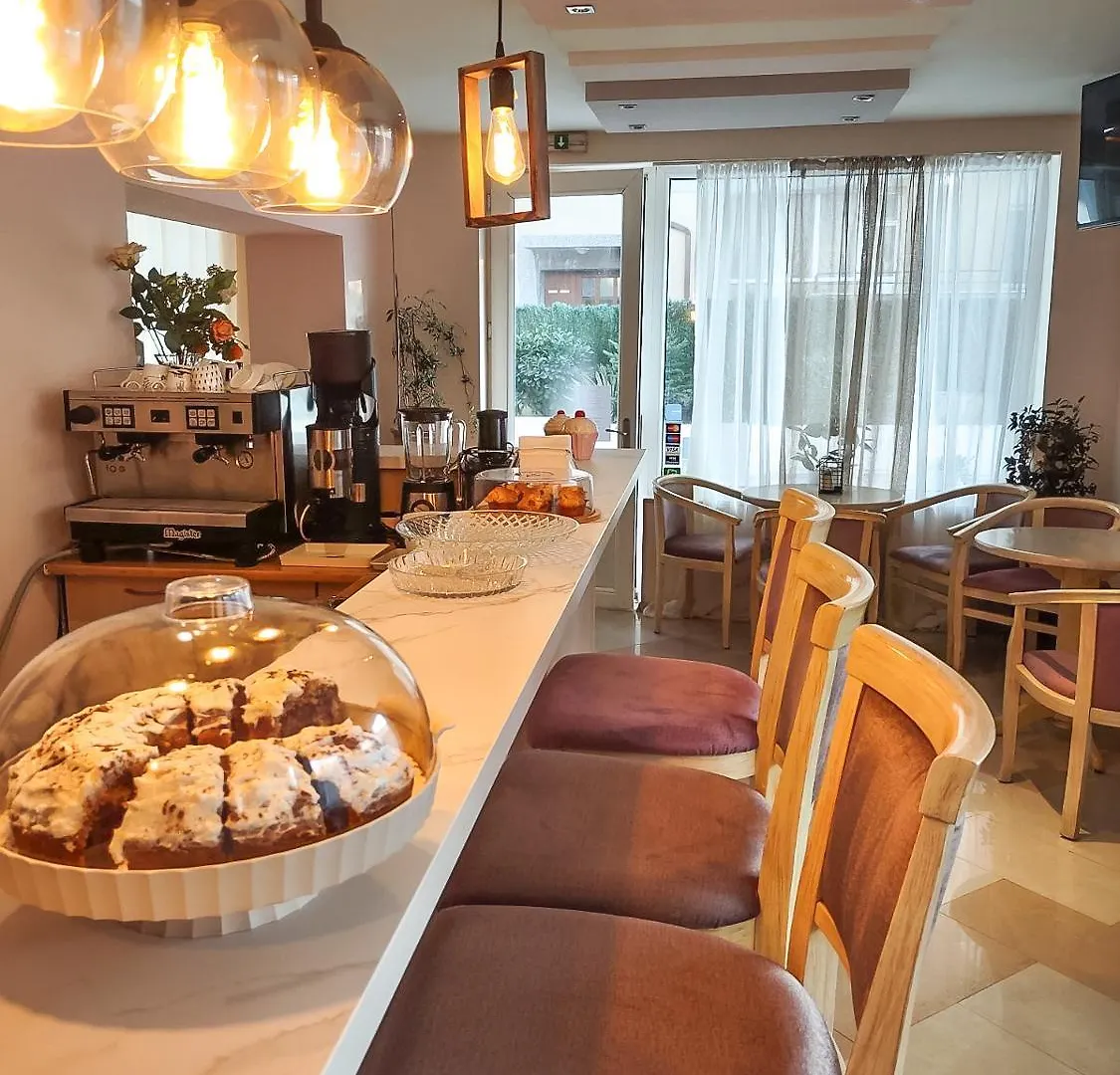 Hotel Acropolis Varna